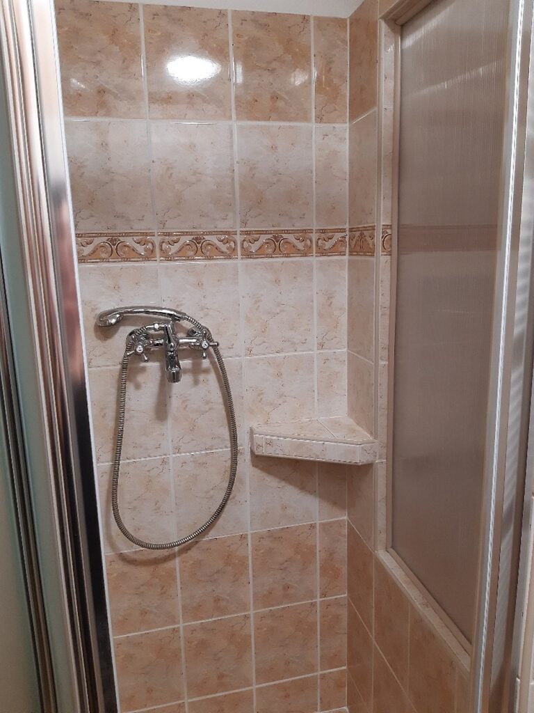 Chalupa u Lešků - sprcha přízemí